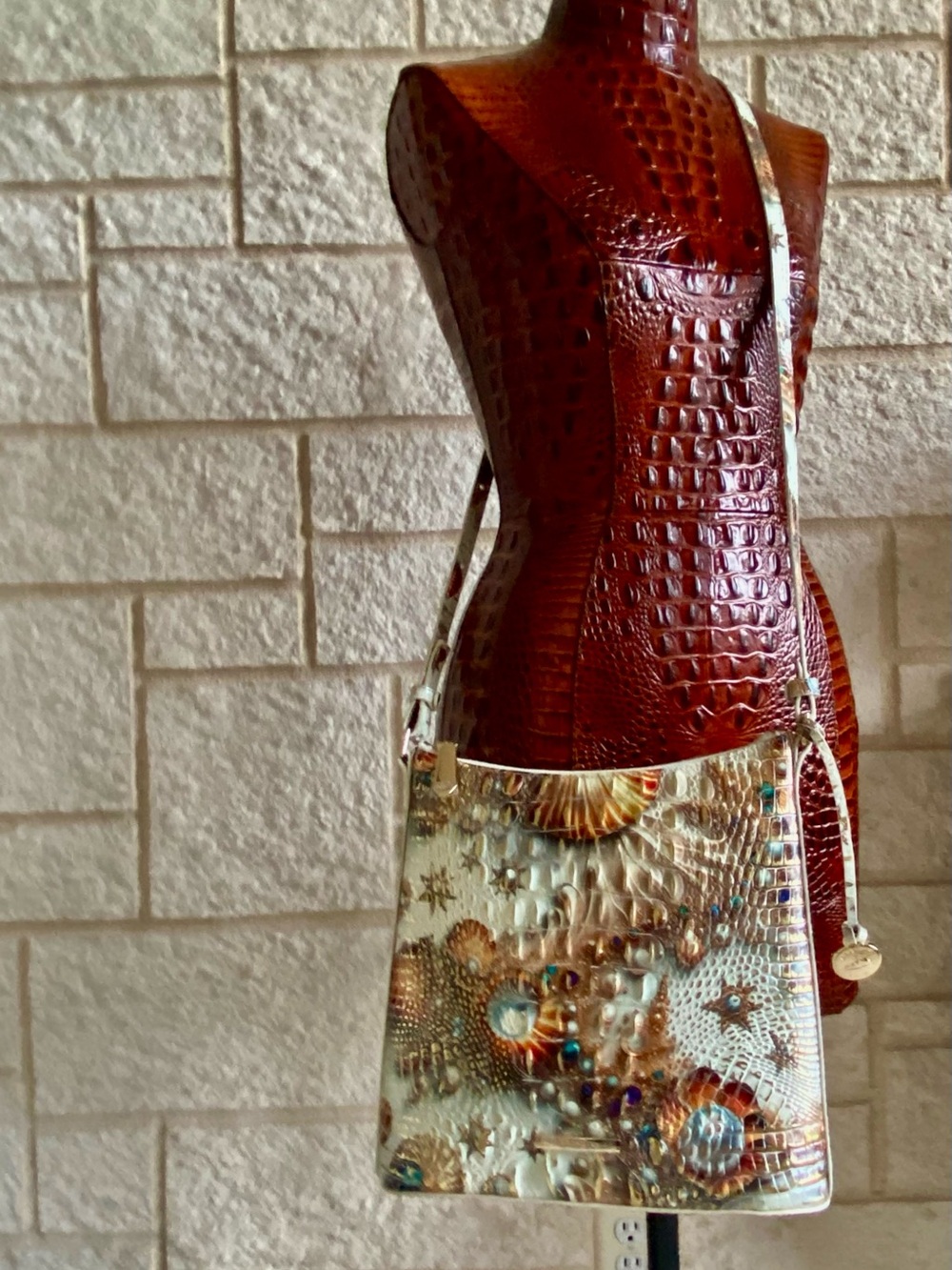 SOUGHT AFTER 🐚🪸SEA JEWEL Melbourne Brahmin KATIE Crossbody